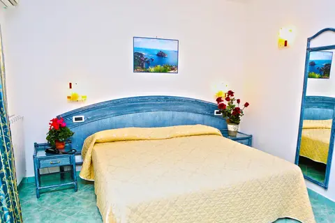 Punta Chiarito Resort in Forio — foto 16
