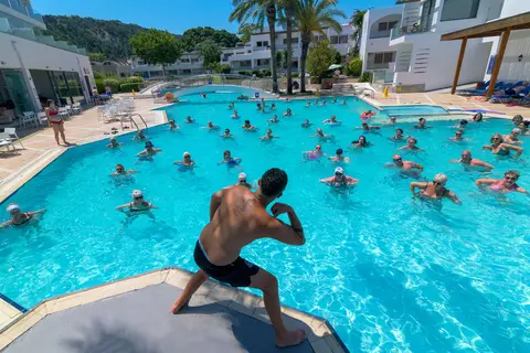 Avra Beach Resort Hotel & Bungalows in Ιαλυσός — foto 9