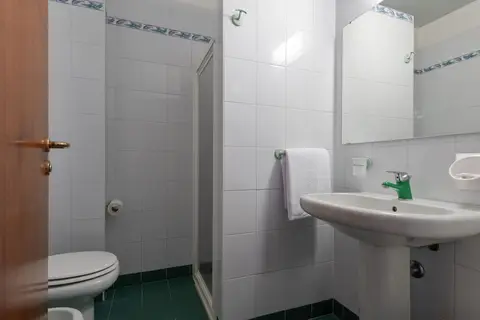 Park Hotel Jolanda in San Zeno di Montagna — foto 27
