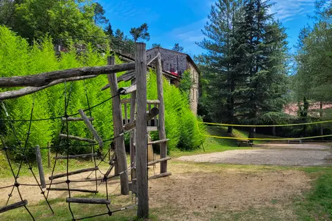 Flower Camping Le Mas De Champel in Les Ollières-sur-Eyrieux — foto 5