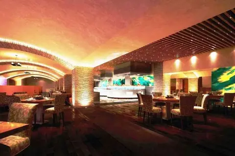 Sheraton Sharjah Beach Resort & Spa in السيف — foto 27