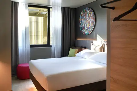 Moxy Athens City in Athene — foto 11