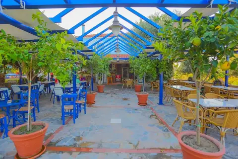 Filoxenia Hotel - Apartments in Θεολόγος — foto 9