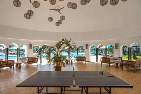 Southern Palms Beach Resort in Ukunda — foto 11