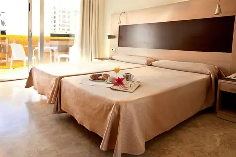 Hotel Dynastic in Benidorm — foto 5
