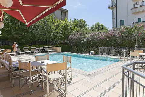 Hotel Maestoso in Montecatini Terme — foto 8