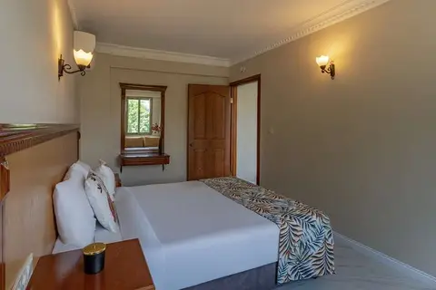 Rosy Suites in Kuşadası — foto 11