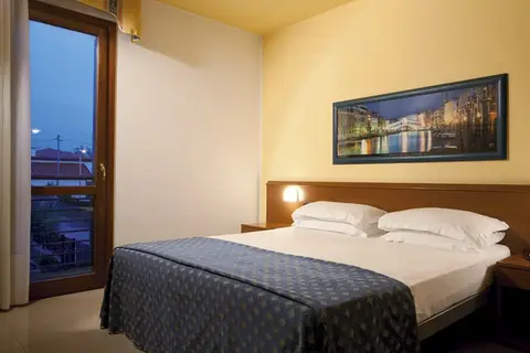 Best Western Titian Inn Hotel Venice Airport in Mozaïek — foto 2