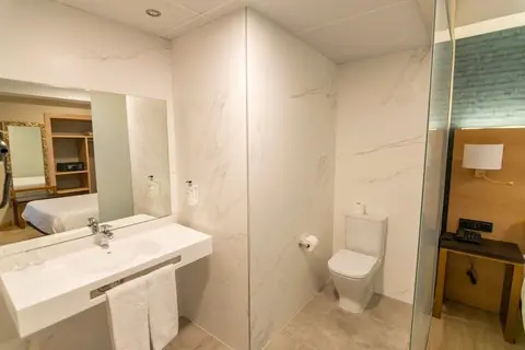 Hotel Zentral Ramiro I in Oviedo — foto 25
