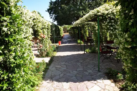 Buna Park Hotel in Shkodra — foto 9