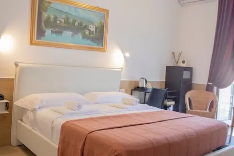 H22 Hotel in Napels, foto 6