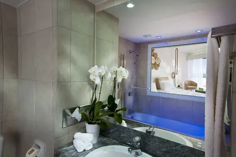 Azia Resort & Spa in Paphos — foto 17