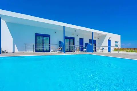 Raffaello Beach Hotel in Φαληράκι