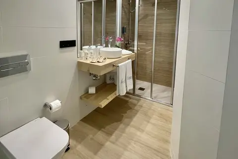 Hotel Emblemtico Hi Suites in Santa Cruz De Tenerife — foto 20