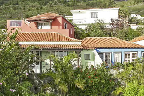 Apartments & Bungalows Finca Colón in Fuencaliente De La Palma — foto 11