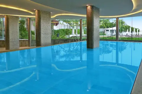 Sunrise Pearl Hotel & Spa in Παραλίμνι — foto 18