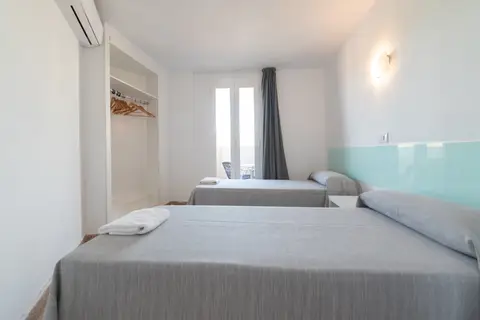 Magaluf Playa Apartments in Magaluf — foto 13