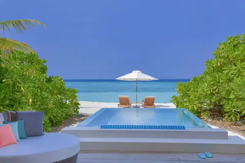 Emerald Faarufushi Resort & Spa in Rah Gili Maldives — foto 14
