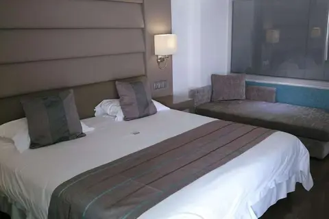 The King Evelthon Beach Hotel & Resort in Hlorakas — foto 30