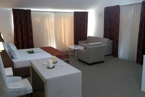 Santa Quaranta Hotel Saranda in Sarandë — foto 29