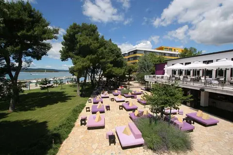 Hotel Adriatic in Biograd na Moru — foto 6