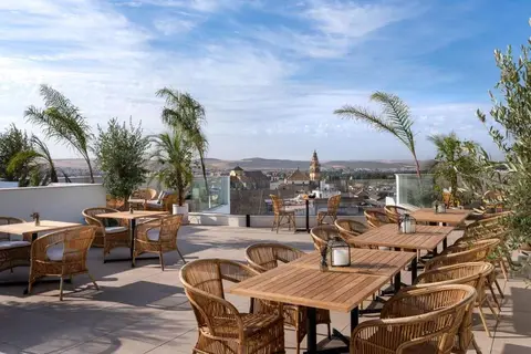 H10 Palacio Colomera in Córdoba — foto 2
