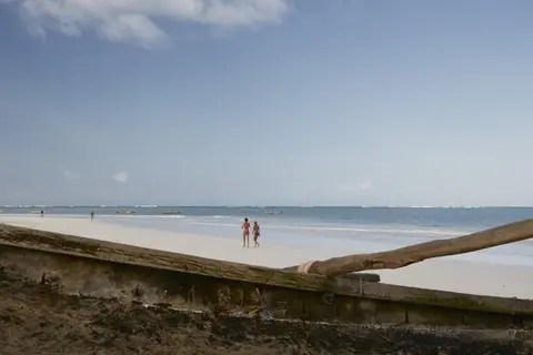 Neptune Village Beach Resort & Spa in Kinondo ward — foto 7
