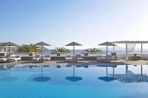 Manoulas Mykonos Beach Resort in Άγιος Ιωάννης Διακόφτης — foto 3