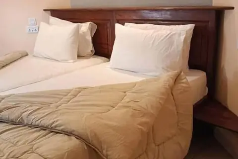 Tropic Garden Hotel in Banjul — foto 27