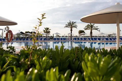 Occidental Torremolinos Playa in Torremolinos — foto 18