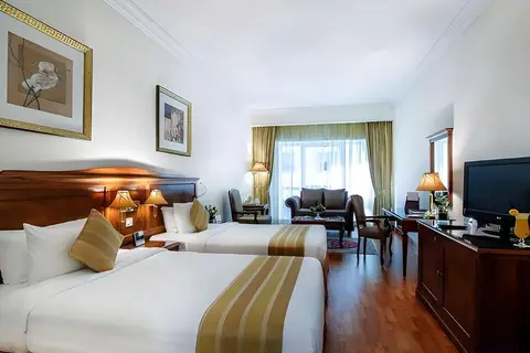Grand Excelsior Hotel Bur Dubai in Dubai — foto 17