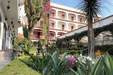 Jeroc's Plaza Tlaxcala in Tlaxcala — foto 2