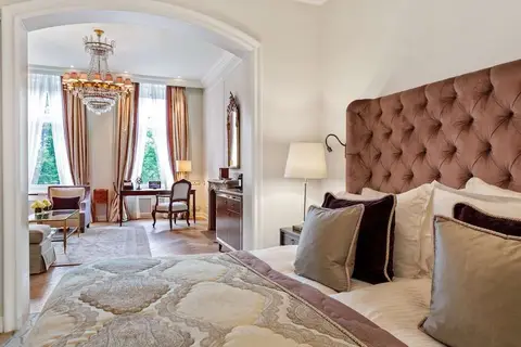 Fairmont Hotel Vier Jahreszeiten Hamburg in Hamburg — foto 17