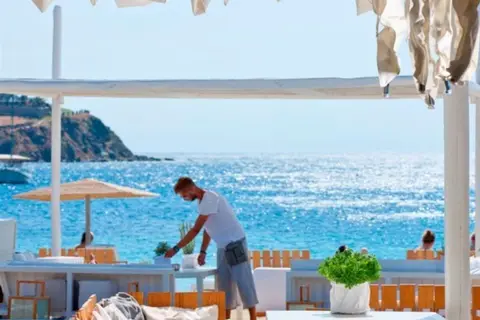 Ammos Mykonos in Ορνός — foto 5