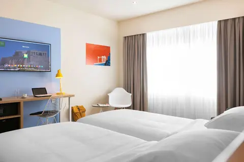 Ibis Styles Athens Routes in Athene — foto 21