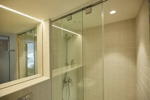 easyHotel Barcelona Fira in Barcelona — foto 22