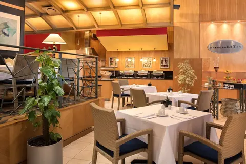 Mak Albania Hotel in Tirana — foto 16