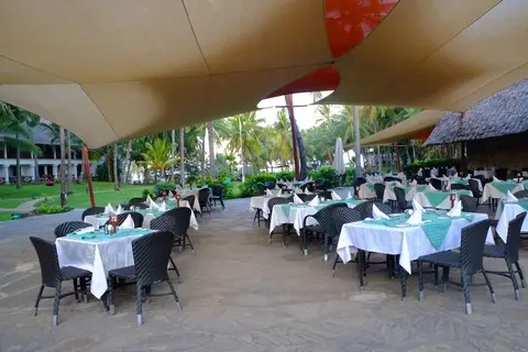 Voyager Beach Resort in Mombasa — foto 7