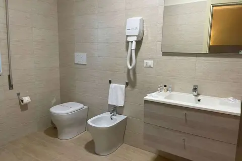 Hotel Baia dei Faraglioni in Mattinata — foto 13