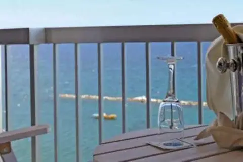 Poseidonia Beach Hotel in Limassol — foto 21