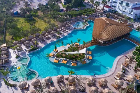 Letsos Hotel in Alykanas