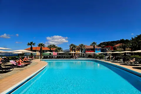 San Lorenzo Village Superior in Μηνιά — foto 10