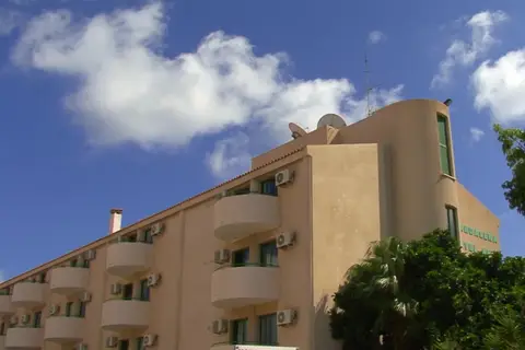 Mandalena Hotel Apartments in Παραλίμνι — foto 6