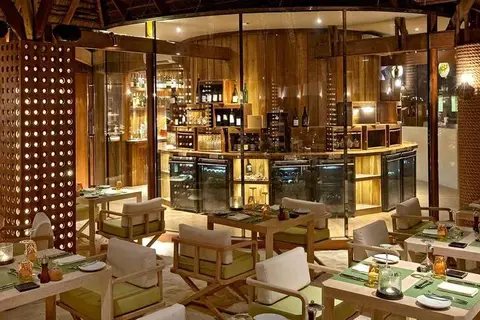 Constance Moofushi Maldives in Constance Moofushi Resort — foto 15