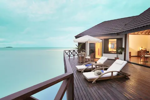 ROBINSON Maldives in ގާފަރު Gaafaru — foto 17
