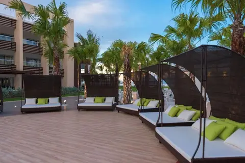 Bakour Punta Cana Suites in Salvaleón de Higüey — foto 12