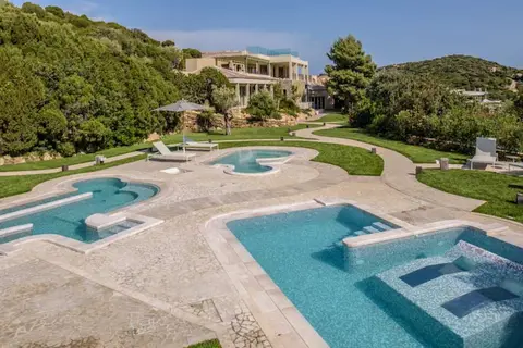 Conrad Chia Laguna Sardinia in Domus De Maria