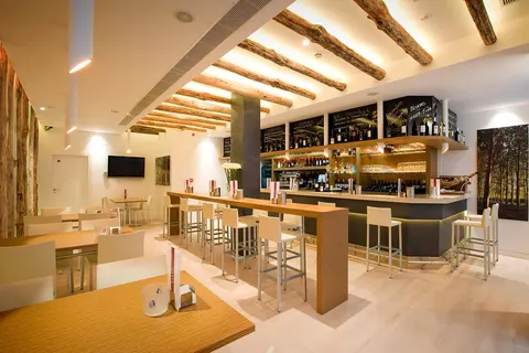 Hotel Comfort Dauro 2 in Granada — foto 12