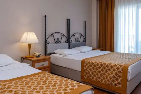 Pine House Hotel in Kemer — foto 3