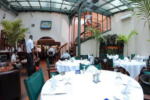 Café de Rome Business Hotel in Dakar, foto 4